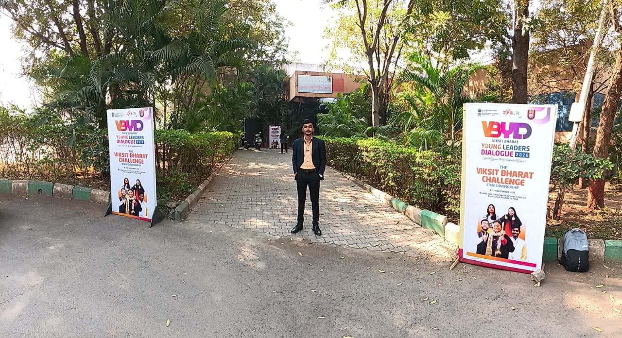Happy to share that our student Mr. Nikhil Patil (F.Y. M.Pharm. Pharmaceutical Quality Assurance) participated in the Viksit Bharat Young Leaders Dialogue held on 17–18 December 2025 at Pune. He succe